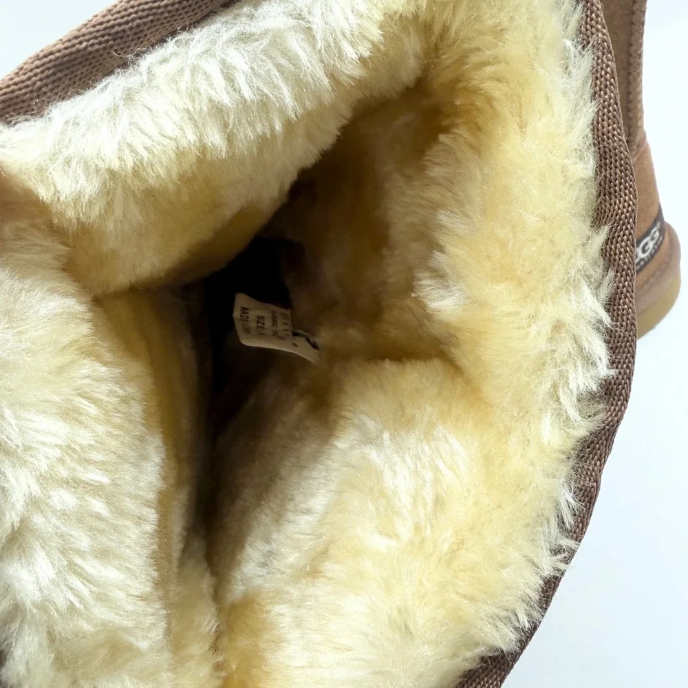UGG Australia Classic Tall Boots Womens 9 Chestnut Sheepskin Suede 5815 NWOT